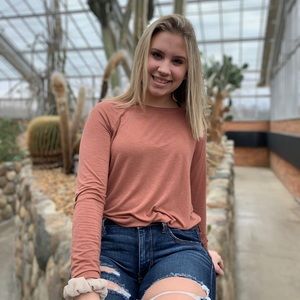 Meet your Posher, Carleigh